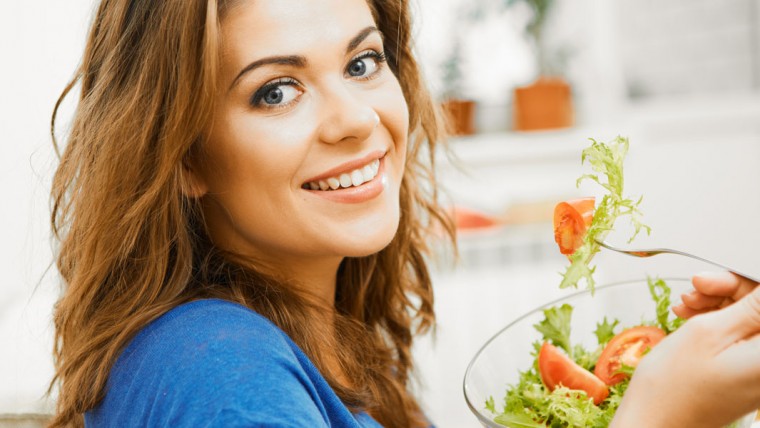 well health tips in hindi wellhealthorganic - Skin Care on face for glow - Sandalwood powder in Gujarati - side effects of sandalwood powder on face - Glowing Skin - Skin care - Skin care in Gujarati - Skin Glow - Skin Whitening - Skin Whitening Diet Plan - Skin Whitening Food