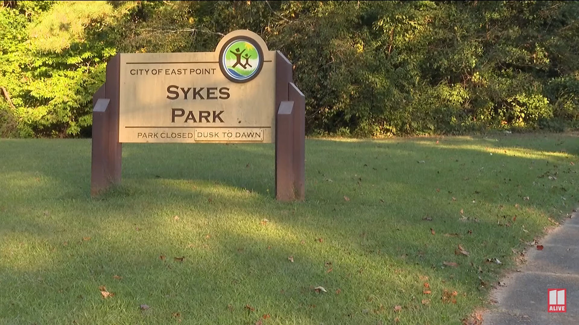 Public park outdoor sex 12 couple caught by police sting
