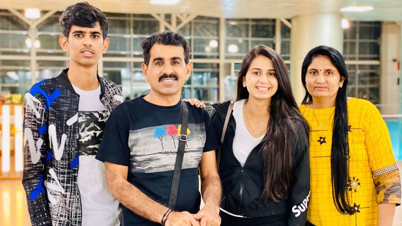 social boycott of singer kinjal daves family decision taken in panch parganas audichya brahman samaj meeting for intercast marrige of kinjal dave