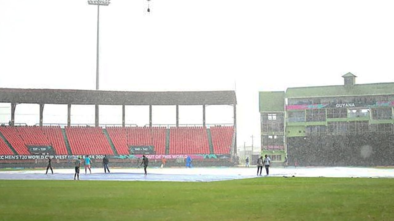 T20 World Cup 2024 Latest News - T20 World Cup 2024 Final Match Day - T20 World Cup 2024 final -  T20 World Cup 2024 news - when T20 World Cup 2024 final - when is T20 World Cup 2024 final - T20 World Cup મેચ 2024 - T20 World Cup મેચ લાઇવ - T20 World Cup સ્કોર - ICC-Mens-T20-World-Cup-2024 - India-vs-SA - Rohit-Sharma - Cricket - Sports - T20 World Cup Semi Final Schedule: icc mens t20 world cup 2024 final - ટી20 વર્લ્ડકપની ફાઈનલમાં પણ વિઘ્ન બનશે વરસાદ, ભારત અને સાઉથ આફ્રિકા વચ્ચે શનિવારે રમાશે મેચ - T20-World-Cup-Final-sa-vs-ind-barbados-weather-report-rain-will-come