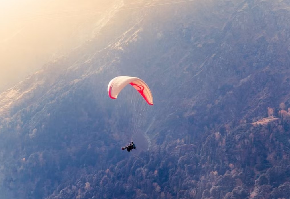 these are best skydiving places in india gujarat