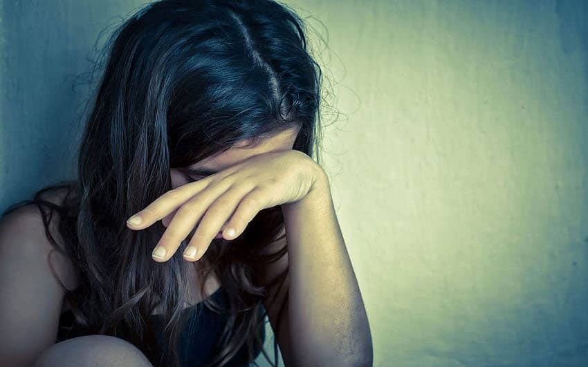 Bhavnagar Crime case husband forced wife to have Sex with 6 friends Gangang For his all debts will be forgiven , ભાવનગરમાં સંબંધોને લાંછન લગાવતો કિસ્સો! દેવું થઈ જતા પતિએ મિત્રો સાથે સંબંધ બાંધવા પત્નીને મજબૂર કરી