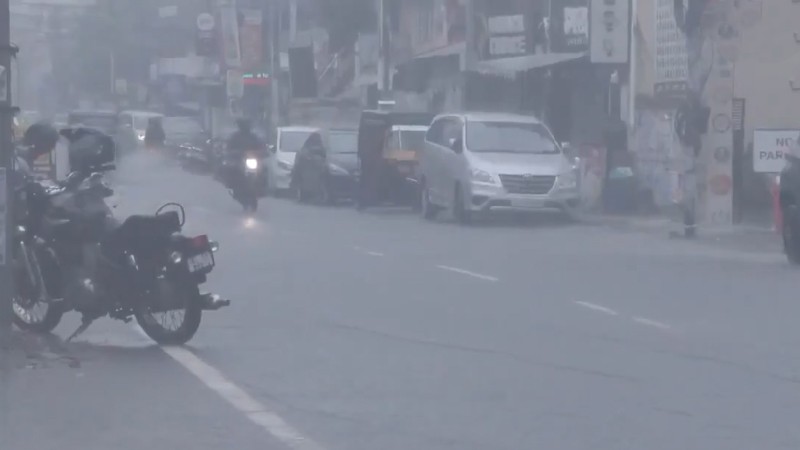 Indian Weather News in Gujarati - National Weather News From delhi to Kerala rains lashed many states country today amid storm alerts